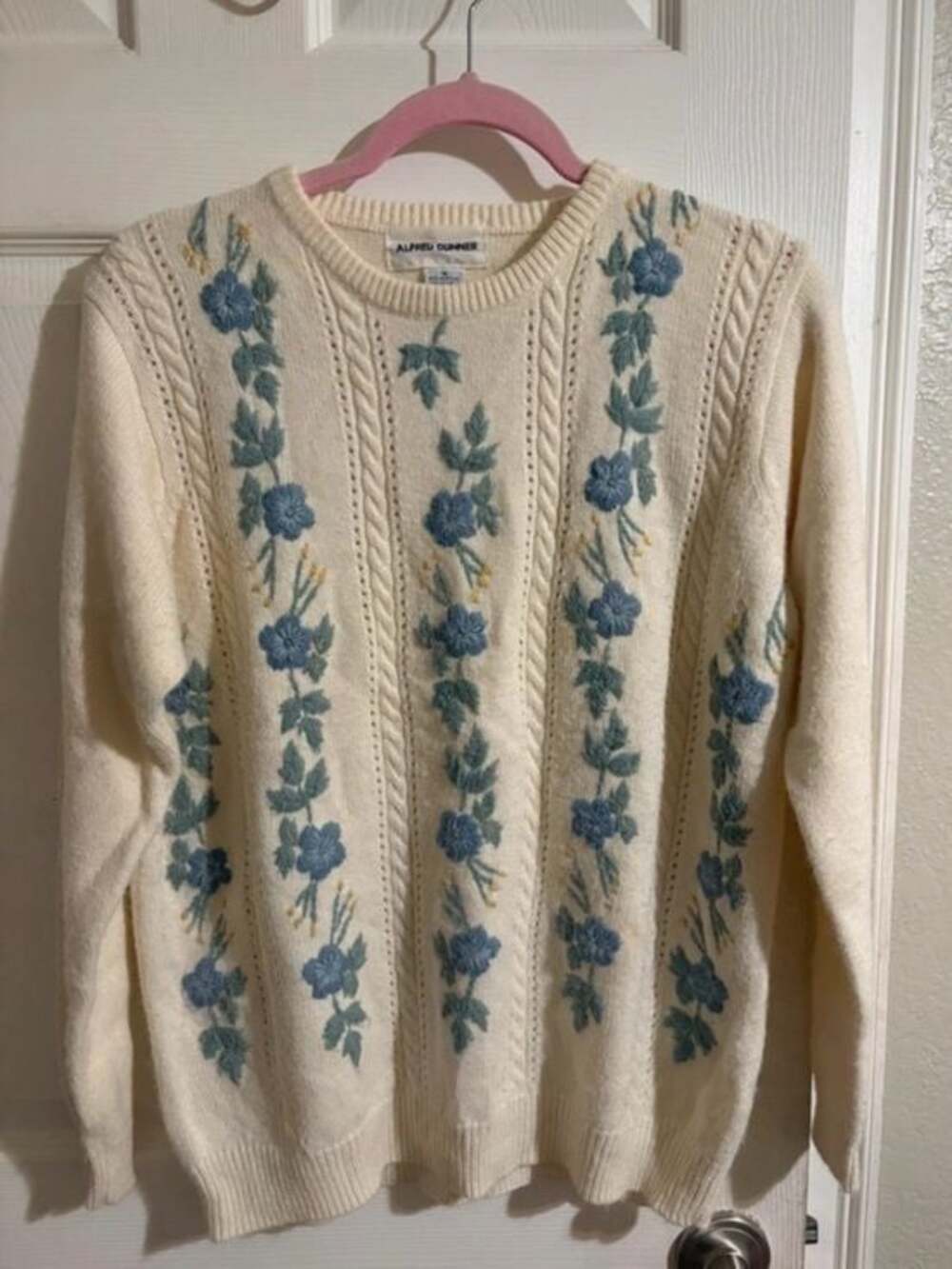 Granny Core Alfred Dunner Women's Cream Floral Cable Knit Sweater
